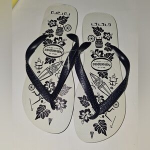 Havaianas Monochrome Floral Flip Flops